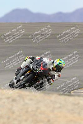 media/Mar-13-2022-SoCal Trackdays (Sun) [[112cf61d7e]]/Bowl Exit (1110am)/